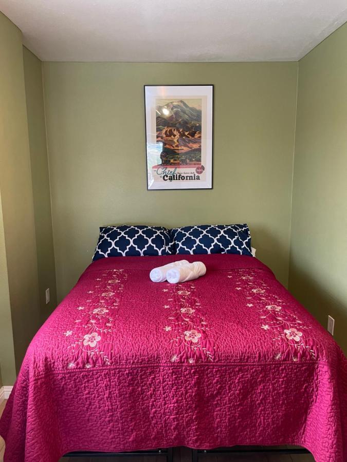 Private Room In Los Angeles With Wifi, Tv, And View Of Hollywood Sign & Shared Kitchen Exteriör bild