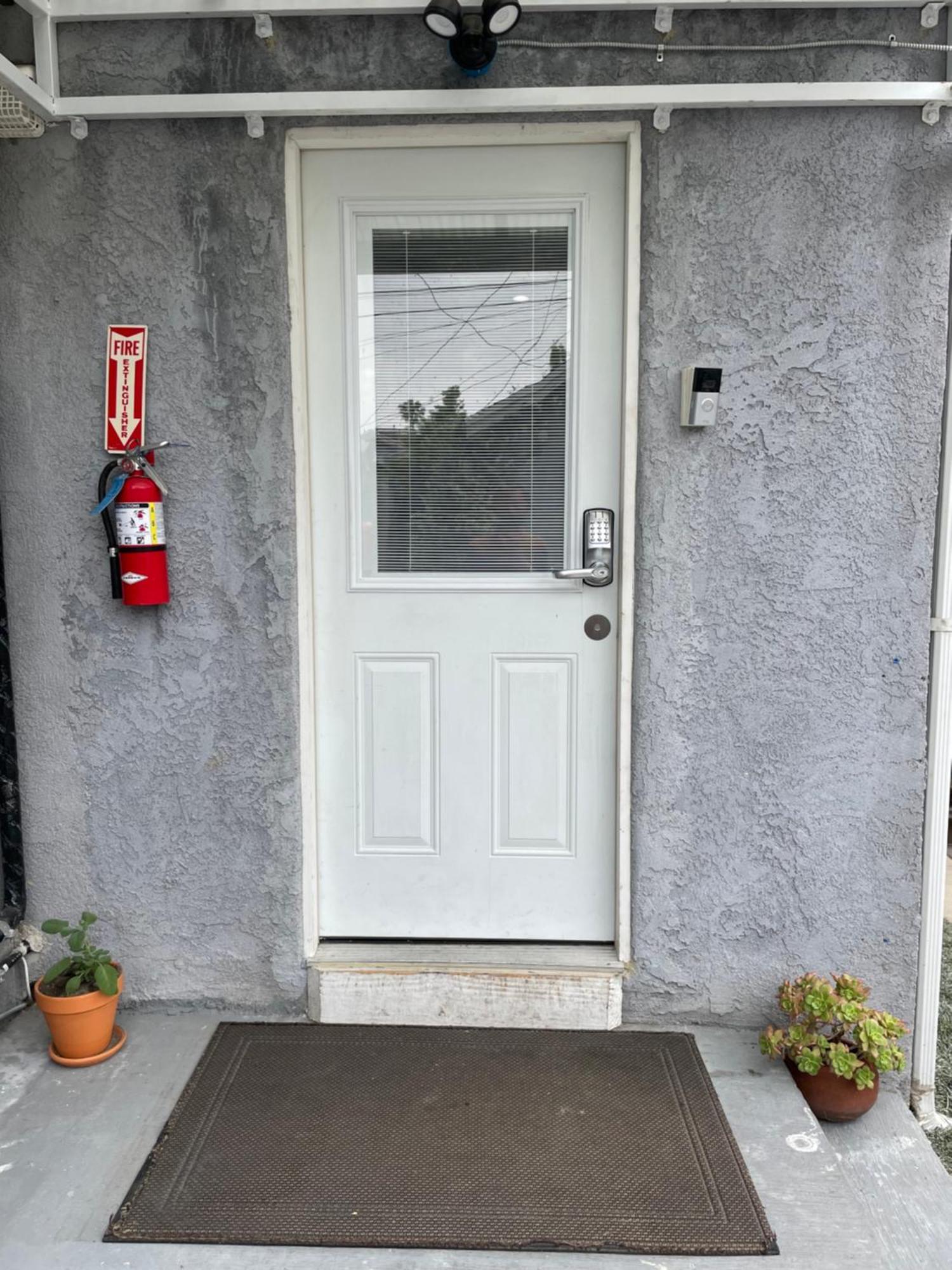 Private Room In Los Angeles With Wifi, Tv, And View Of Hollywood Sign & Shared Kitchen Exteriör bild